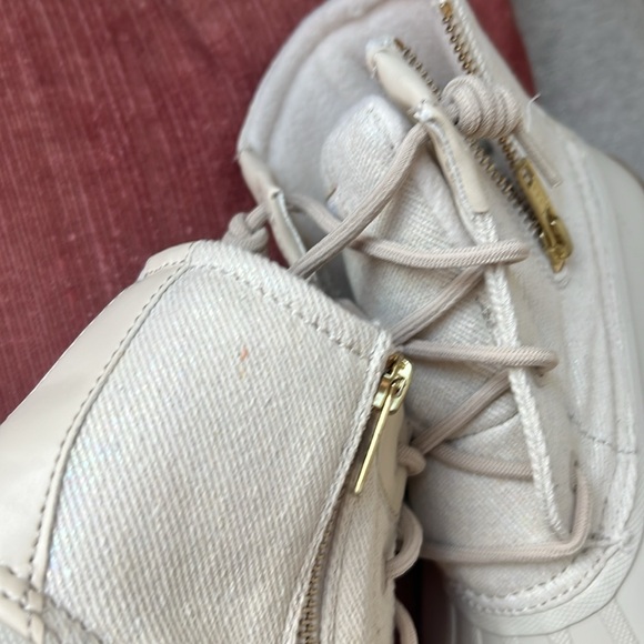 Sz 7 Sperry Syren Gulf Sparkle Angora Iridescent Cream Memory Foam Boots - Picture 7 of 9